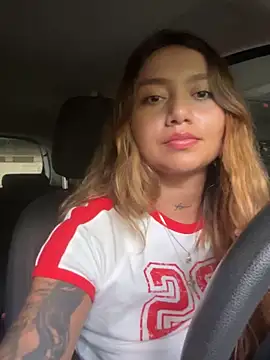 amanda-medrano1 online show from March 12, 2025, 2:23 pm