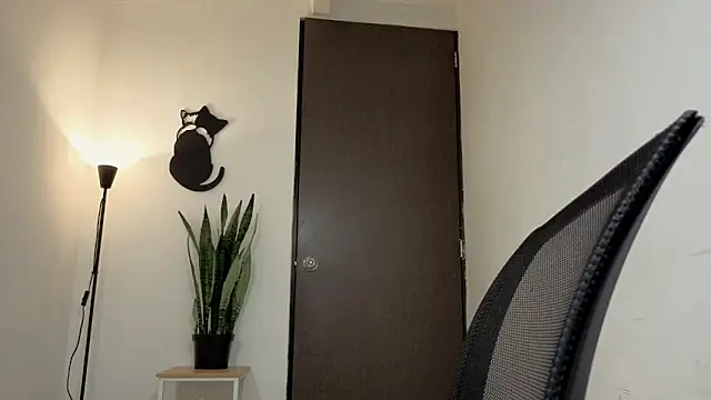 Snapshot of Saturno_v chatting on March 20, 2026, 11:11 am Saturno v online show from March 20, 2026, 11:11 am