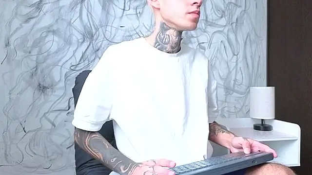 Saturno v online show from September 28, 2025, 12:12 pm