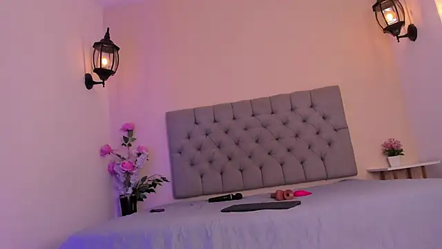 hellen kat online show from February 9, 2025, 12:39 am