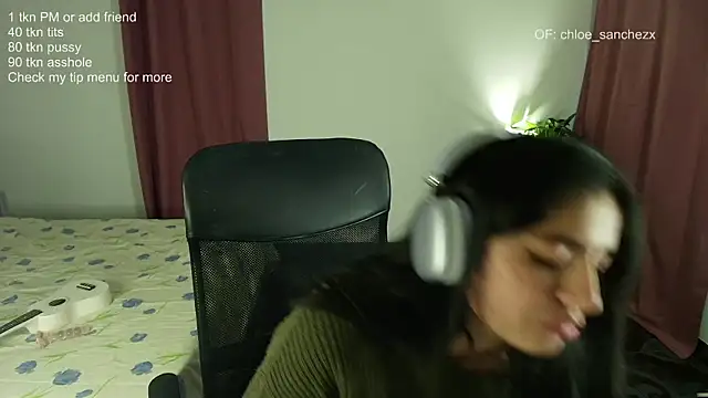 Snapshot of ChloeSanchezx chatting on March 1, 2026, 11:16 pm ChloeSanchezx online show from March 1, 2026, 11:16 pm