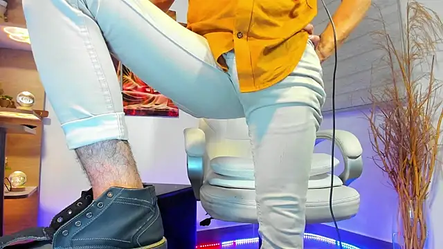 alessandro wye online show from February 27, 2025, 2:25 am