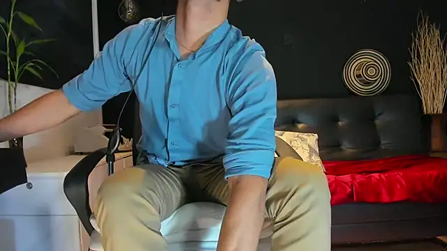 alessandro wye online show from October 11, 2025, 6:58 am