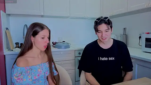 fcjuicy pussy online show from October 3, 2025, 7:54 am