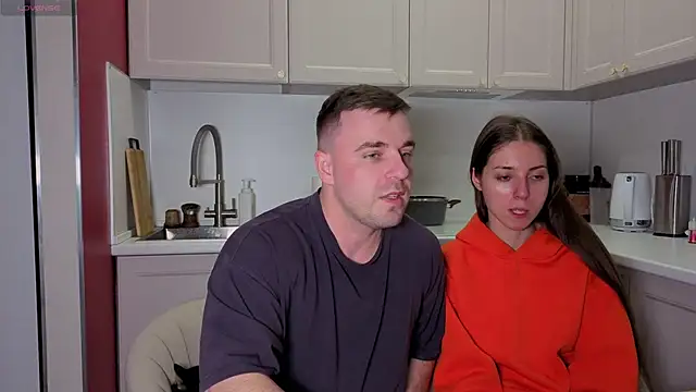 fcjuicy pussy online show from September 22, 2025, 5:30 pm