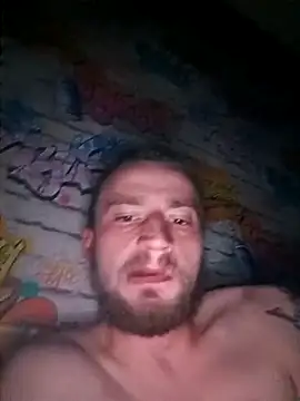 Snapshot of wariacik0024 chatting on April 10, 2026, 12:06 am wariacik0024 online show from April 10, 2026, 12:06 am