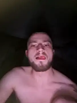 Snapshot of wariacik0024 chatting on March 11, 2026, 12:26 am wariacik0024 online show from March 11, 2026, 12:26 am