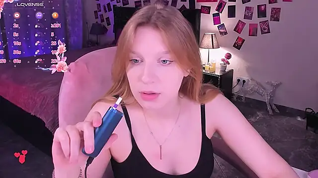 KarambaMoon online show from May 3, 2026, 8:23 pm