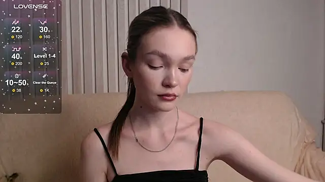 stellapayne1 online show from January 6, 2026, 8:13 pm