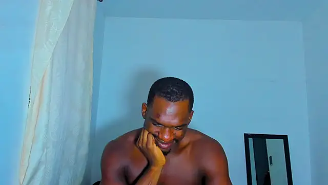 edwin mosquera1 online show from September 28, 2025, 8:49 pm