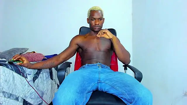 Snapshot of edwin_mosquera1 chatting on March 8, 2026, 3:21 am edwin mosquera1 online show from March 8, 2026, 3:21 am