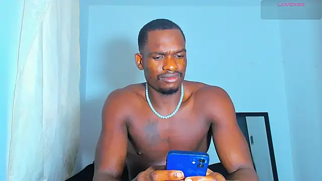 edwin mosquera1 online show from September 29, 2025, 12:33 pm