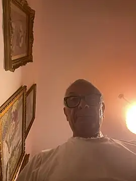 4n4l1zz4m1 online show from July 19, 2026, 8:01 am
