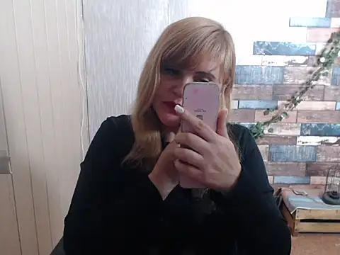 DaniellaKiss online show from October 5, 2025, 7:48 pm