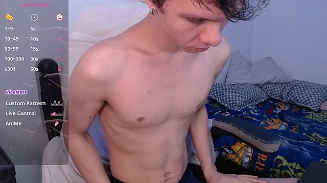 bryamado69 online show from June 3, 2026, 3:17 pm