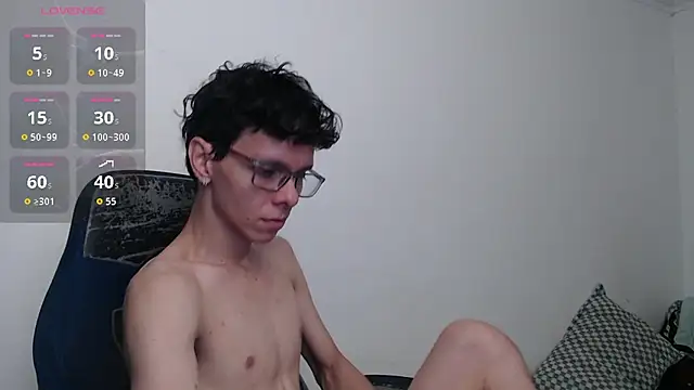 bryamado69 online show from August 2, 2026, 9:01 pm