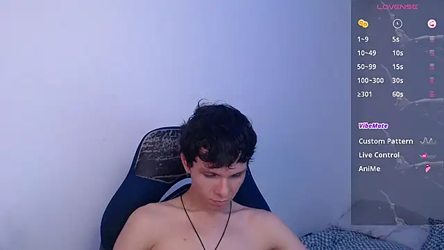 bryamado69 online show from May 15, 2026, 8:18 pm