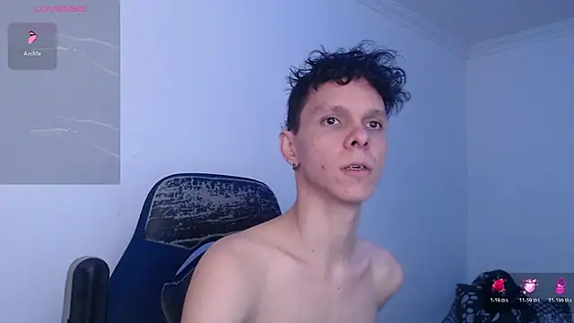 bryamado69 online show from June 25, 2026, 3:26 am