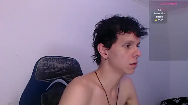 bryamado69 online show from May 10, 2026, 9:05 pm