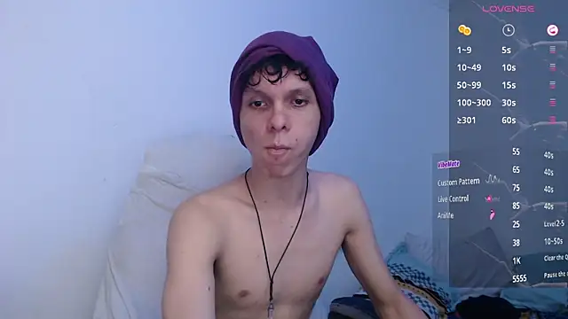 bryamado69 online show from May 28, 2026, 4:09 am