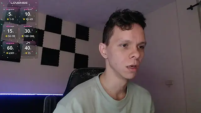 bryamado69 online show from November 16, 2025, 6:29 am