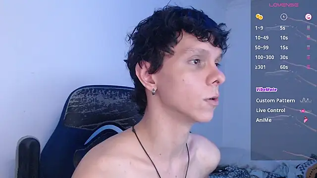 bryamado69 online show from May 19, 2026, 8:38 pm