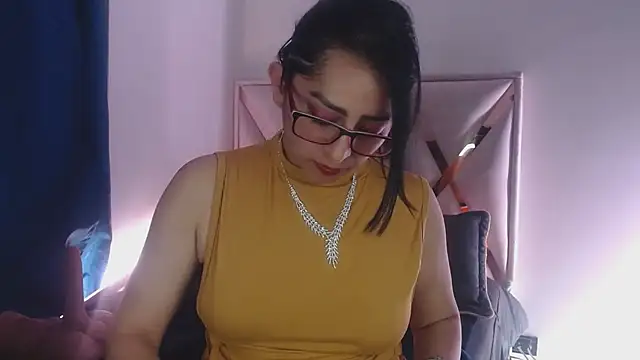 Andrea Sexx  online show from February 6, 2025, 8:34 pm