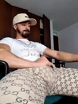 MAXIMUS MASTE3 online show from March 18, 2025, 5:56 am