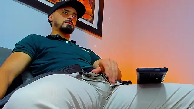 MAXIMUS MASTE3 online show from October 12, 2025, 11:39 pm