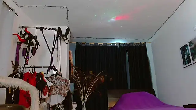 georgina ms online show from December 15, 2025, 9:53 pm