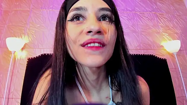Sofii Carter online show from April 28, 2026, 8:02 pm