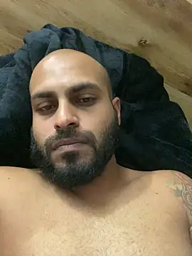 Snapshot of islandvybee55 chatting on March 16, 2026, 3:36 am islandvybee55 online show from March 16, 2026, 3:36 am