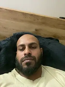 Snapshot of islandvybee55 chatting on March 21, 2026, 12:53 pm islandvybee55 online show from March 21, 2026, 12:53 pm