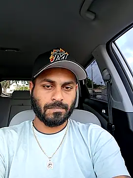 islandvybee55 online show from July 19, 2026, 11:07 am