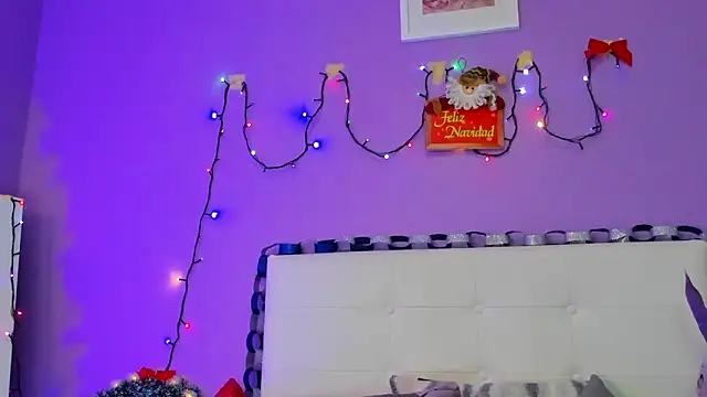 Charlotte11-11 online show from December 5, 2025, 2:48 pm