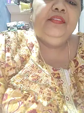 Snapshot of tamilthanushri chatting on May 12, 2026, 8:00 am tamilthanushri online show from May 12, 2026, 8:00 am