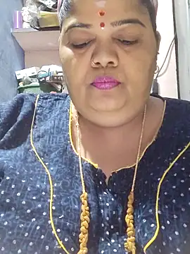 Snapshot of tamilthanushri chatting on May 15, 2026, 10:24 am tamilthanushri online show from May 15, 2026, 10:24 am