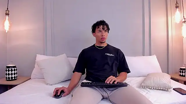 Dominick star online show from September 21, 2025, 3:55 am