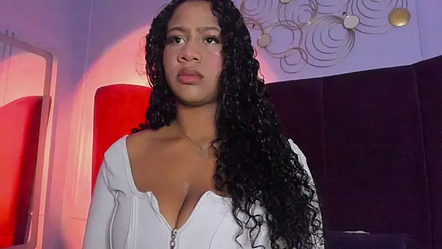 Sofi Fox  online show from May 14, 2026, 2:19 am