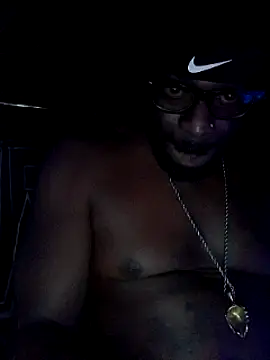 SukItSlo444 online show from January 18, 2025, 12:36 pm