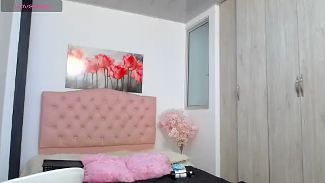 abigail f00x online show from November 3, 2025, 11:41 pm