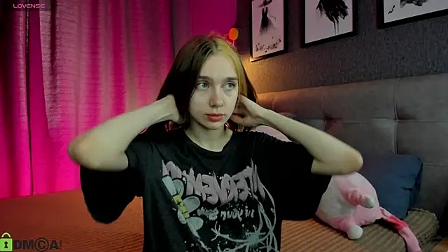 Lesi Moonie01 online show from July 13, 2026, 9:19 am