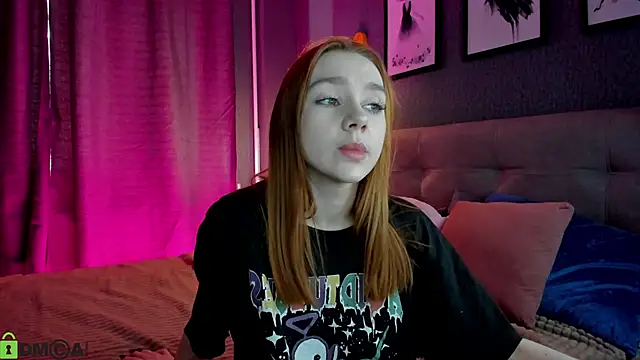 Lesi Moonie01 online show from April 29, 2026, 9:24 am