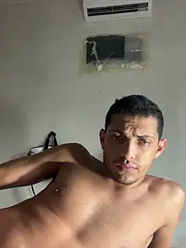 Snapshot of canochvz chatting on September 15, 2025, 7:36 pm canochvz online show from September 15, 2025, 7:36 pm