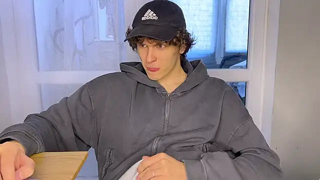 alyx garden online show from April 24, 2026, 10:50 am