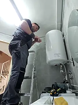 seloloko20 online show from December 16, 2025, 7:45 am