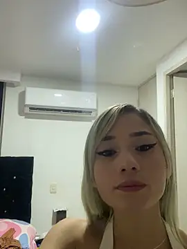 Snapshot of Mairioskar chatting on March 22, 2026, 9:22 am Mairioskar online show from March 22, 2026, 9:22 am