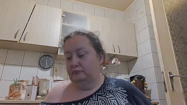 melissaBlessing online show from April 28, 2026, 2:27 am