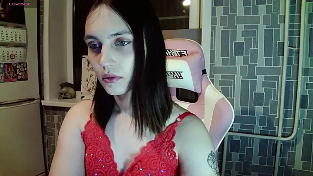 BlackHe4rts  online show from December 21, 2024, 6:44 pm