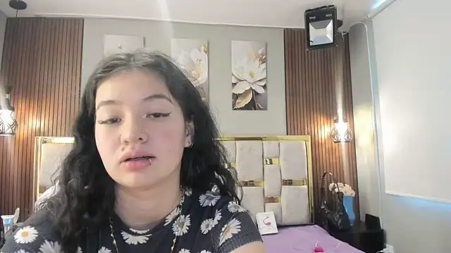 Snapshot of lilimini032 chatting on July 16, 2026, 8:39 pm lilimini032 online show from July 16, 2026, 8:39 pm